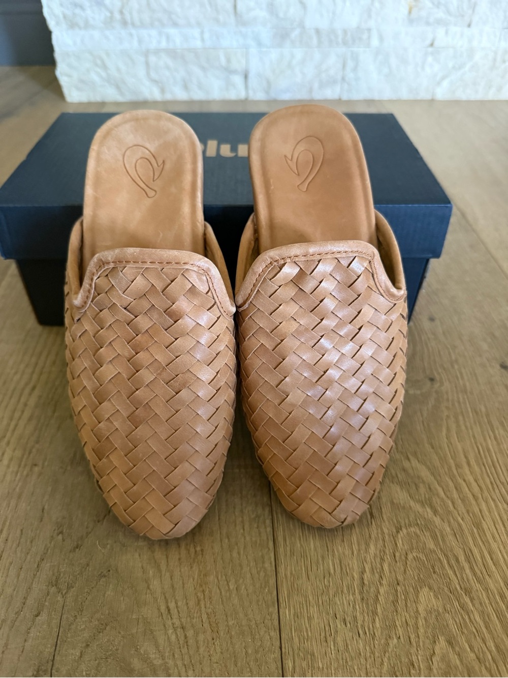 Olukai Mii Woven Mule